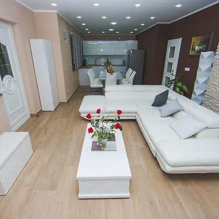 Luxury Twins Kamen