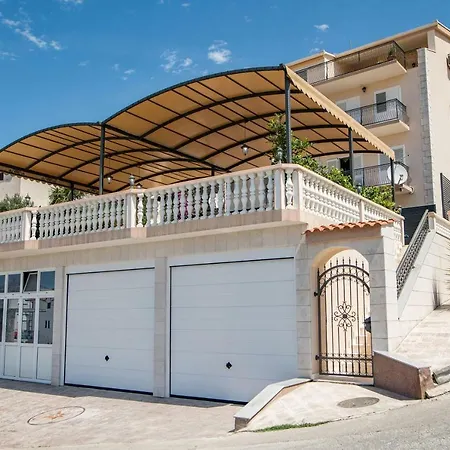 Luxury Twins Apartament *